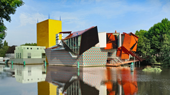 Kunstproducten van het Groninger Museum